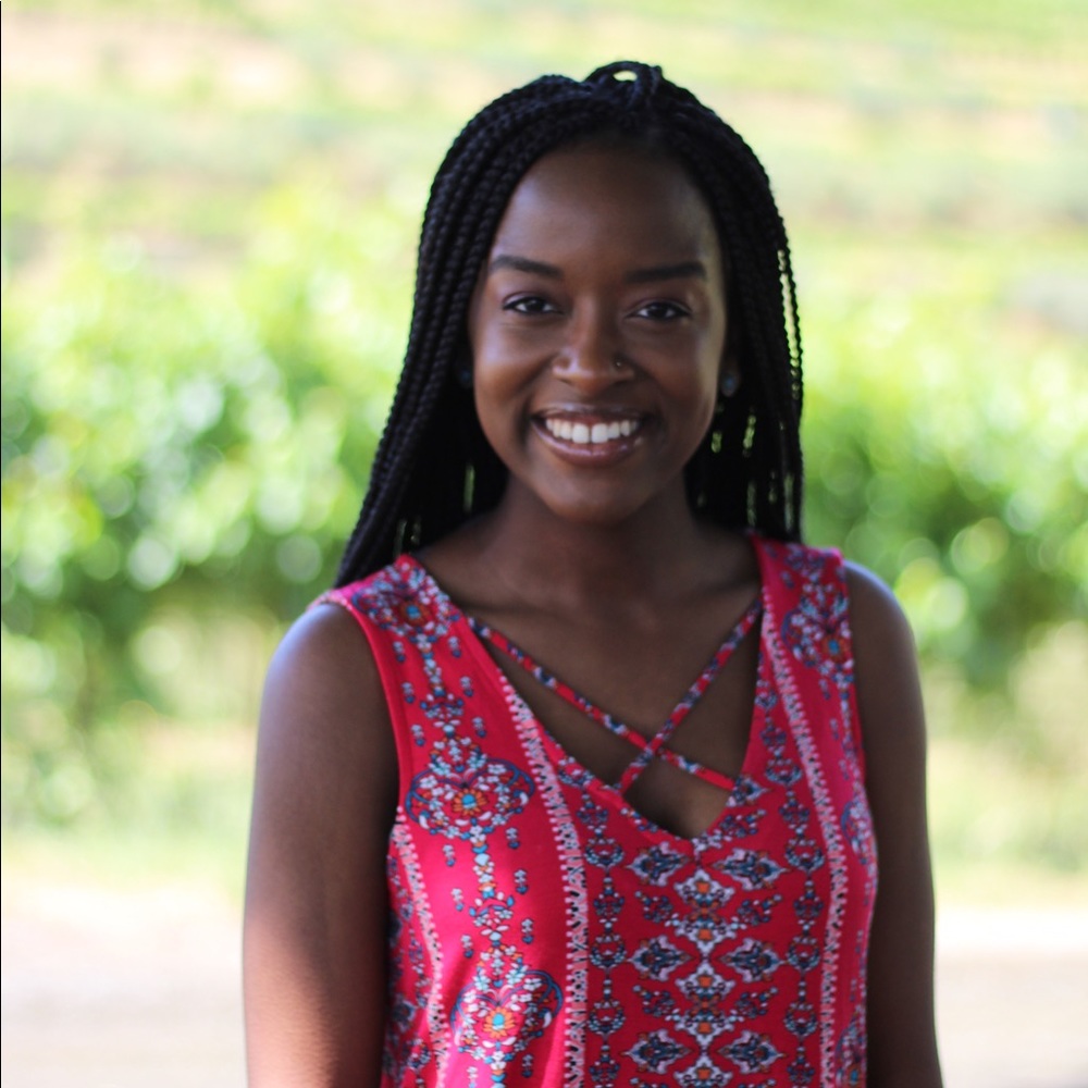 Meet your Posher, Toria
